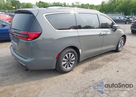 2021 Chrysler Pacifica Touring L from USA, damaged, VIN 2C4RC1BG6MR531360